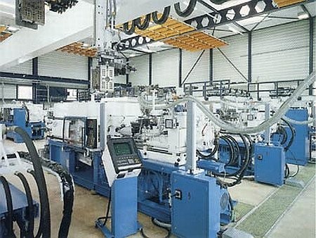 Riwisa AG - Automatische Spritzgiess-Fabrikation (AMP) Riwisa AG - Automatische Spritzgiess-Fabrikation (AMP)