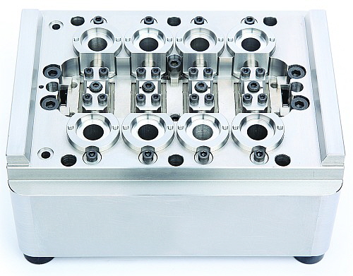 Mold-Masters - Melt-CUBE Mold-Masters - Melt-CUBE