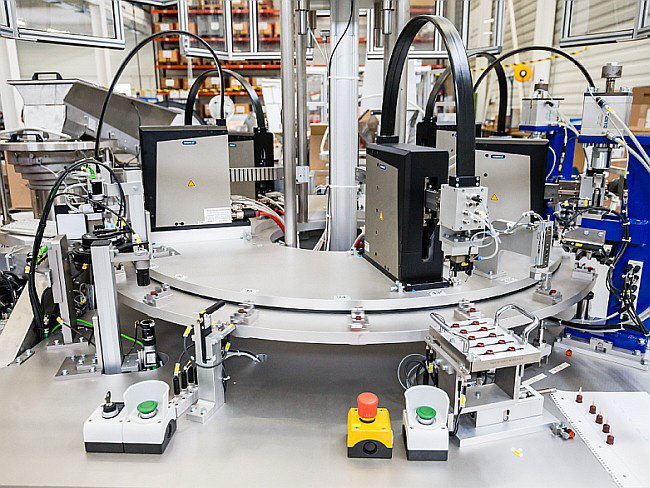 Aerne Engineering Highspeed-Montagezelle Aerne Engineering Highspeed-Montagezelle