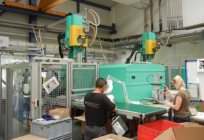 Lapp Tec - 2 Komponenten Spritzgusskapazitäten Lapp Tec - 2 Komponenten Spritzgusskapazitäten