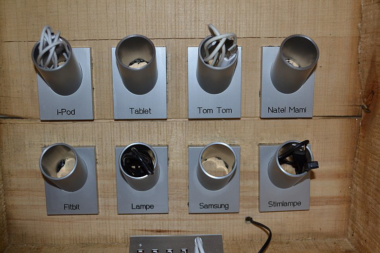 L-Tech AG - Aufbewahrungsbox für Kabel L-Tech AG - Aufbewahrungsbox für Kabel