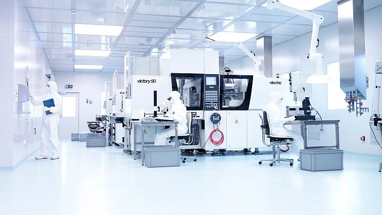 Samaplast - Reinraum SAMAPLAST (ISO 7 in operation) Samaplast - Reinraum SAMAPLAST (ISO 7 in operation)