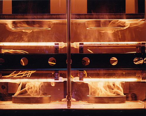 WISAG - Infrarot-Strahler helfen glasfaserverstärkte Druckbehälter zu verschweissen WISAG - Infrarot-Strahler helfen glasfaserverstärkte Druckbehälter zu verschweissen