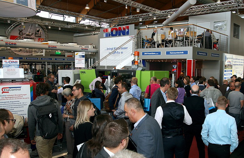 Oni - Fakuma 2018 Blick vom Gang auf den Stand Oni - Fakuma 2018 Blick vom Gang auf den Stand