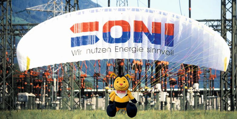 Oni Moni_am_Gleitschirm Oni Moni_am_Gleitschirm